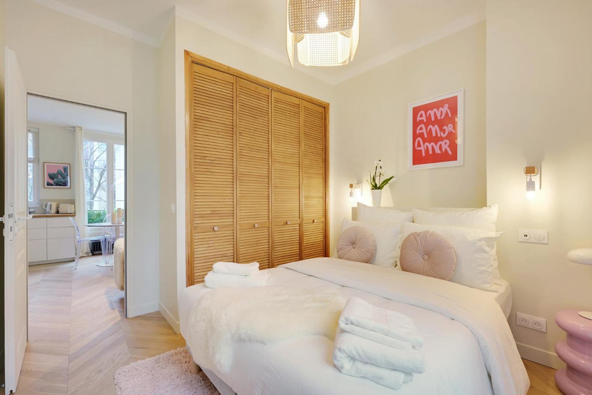 Comfy Suite By Les Maisons De Charloc Homes Boulogne-Billancourt Dış mekan fotoğraf